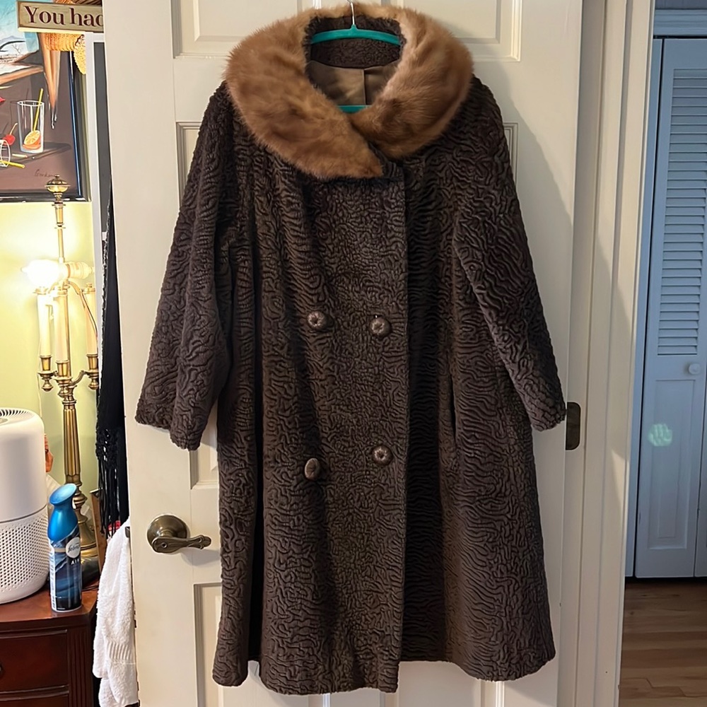 Beautiful Vintage Hakimlura brown cotton & mink collared A line swing coat
